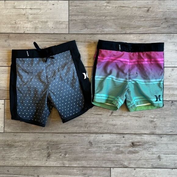 ⚡️BUNDLE⚡️ Set of 2 | Hurley | Shorts | Size: 2T - Picture 1 of 5